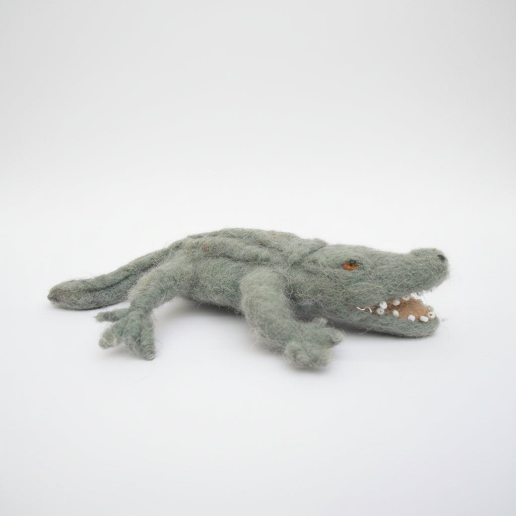Beaded Bite Alligator